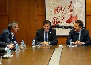 Alberto Martínez en reunión con el Presidente del Principado y el Consejero de Economía