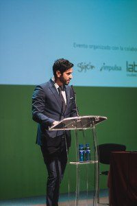 Conferencia Javier Reyero