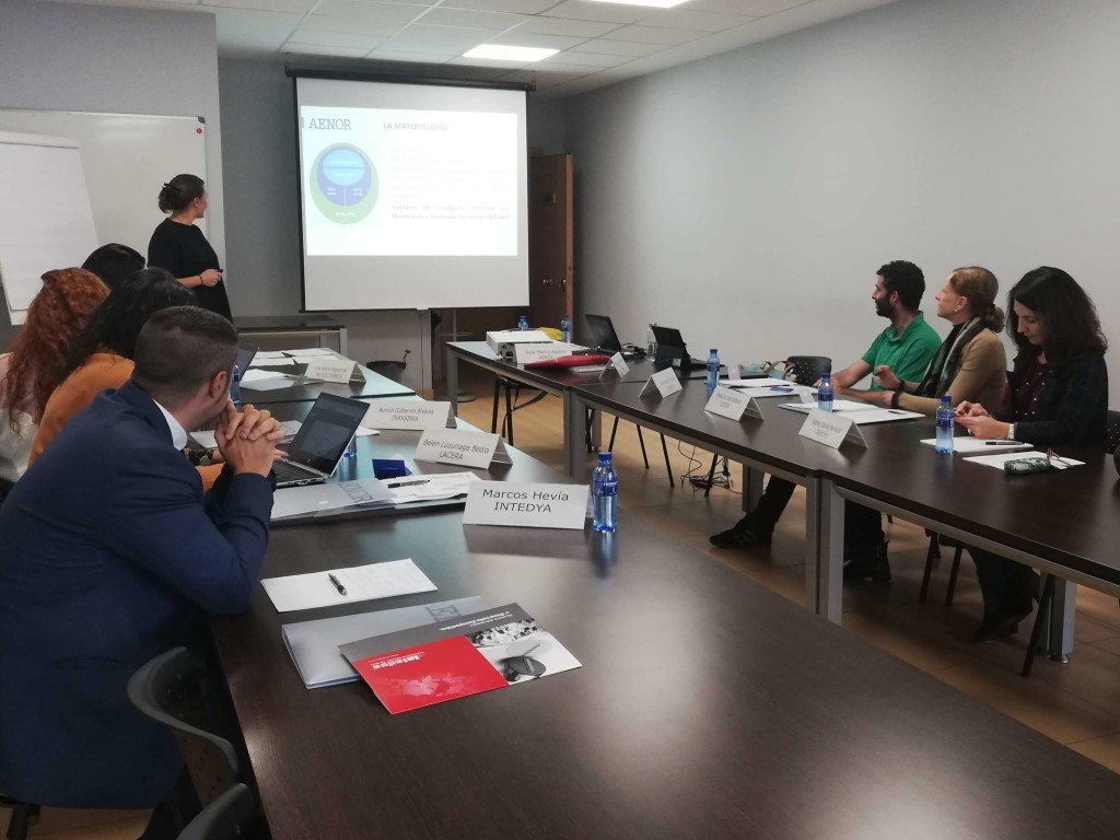 curso-memorias-de-sostenibilidad-gri