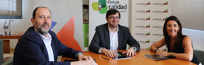 El club de calidad renueva convenio con Asturgar y Laboral Kutxa para promover el intercambio de experiencias